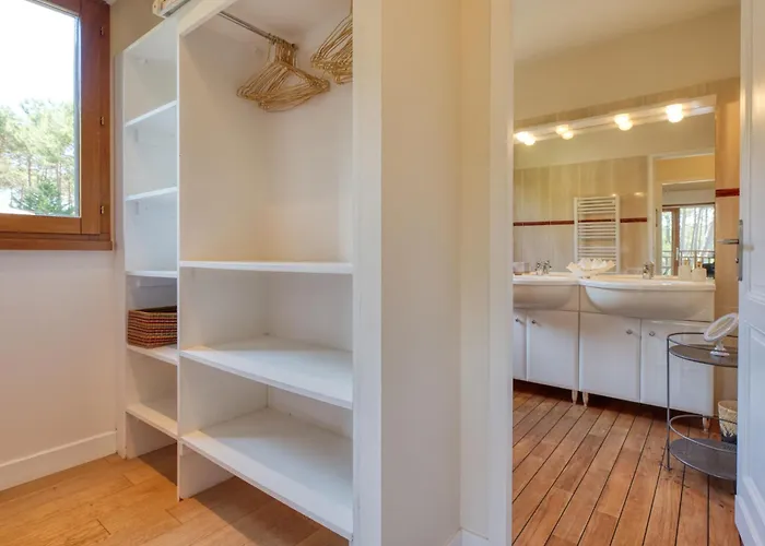 Villa La Lisiere Des Pins By Interhome